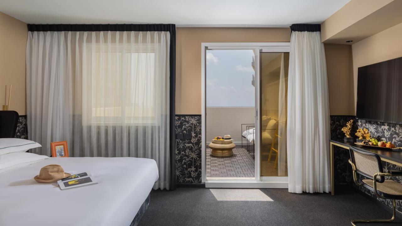 Beach Hotel By Zvieli Hotels Tel Aviv Room photo